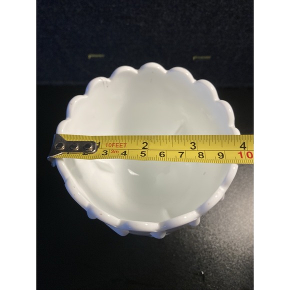 Vintage Milk Glass Pedestal Compote Bowl Scalloped Edge Candy Dish 7" Goblet - Picture 3 of 8